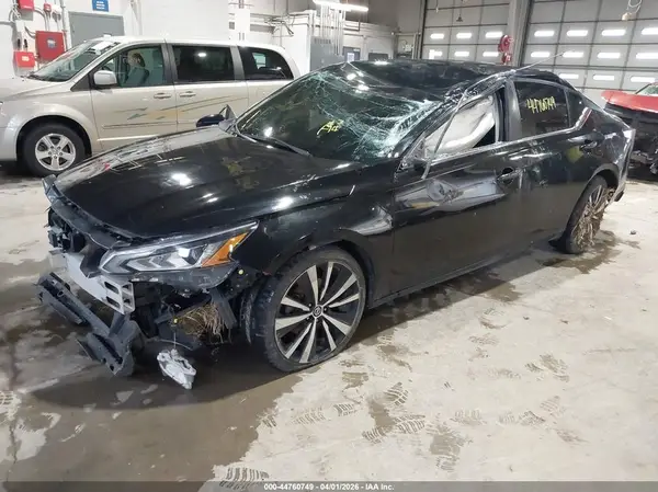 1N4BL4CV1KC148051 2019 NISSAN ALTIMA - Image 2