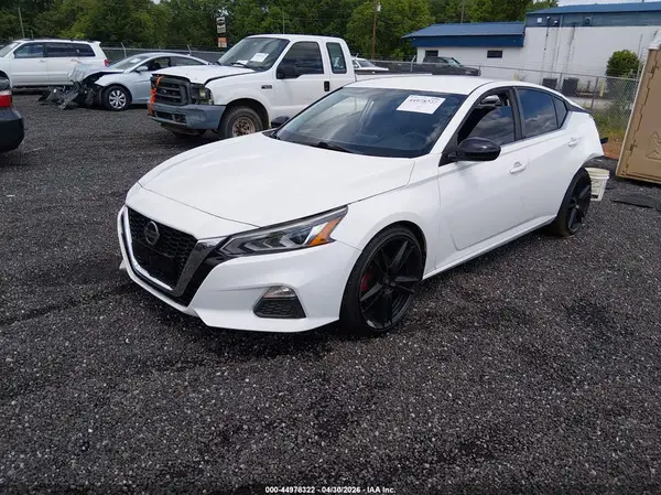 1N4BL4CV1KC161379 2019 NISSAN ALTIMA - Image 2