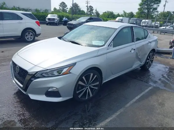 1N4BL4CV1KC182958 2019 NISSAN ALTIMA - Image 2