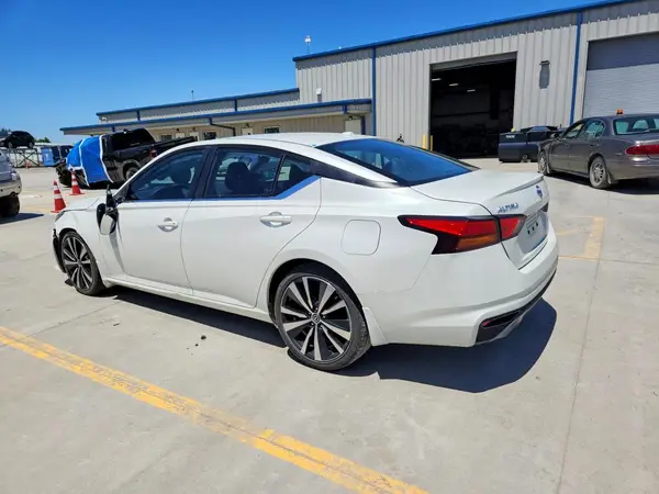 1N4BL4CV1KC184371 2019 NISSAN ALTIMA - Image 2
