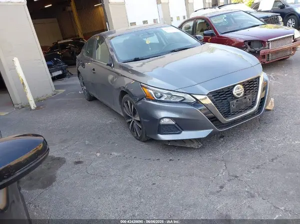 1N4BL4CV1KC193071 2019 NISSAN ALTIMA - Image 1