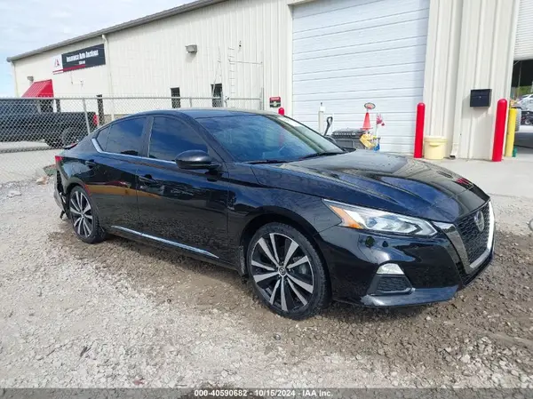 1N4BL4CV1KC250806 2019 NISSAN ALTIMA - Image 1