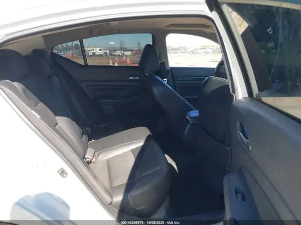 1N4BL4CV1KC256377 2019 NISSAN ALTIMA - Image 8