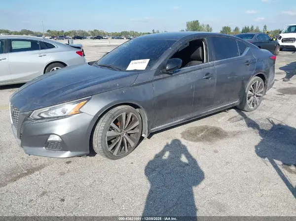 1N4BL4CV1KN329025 2019 NISSAN ALTIMA - Image 2