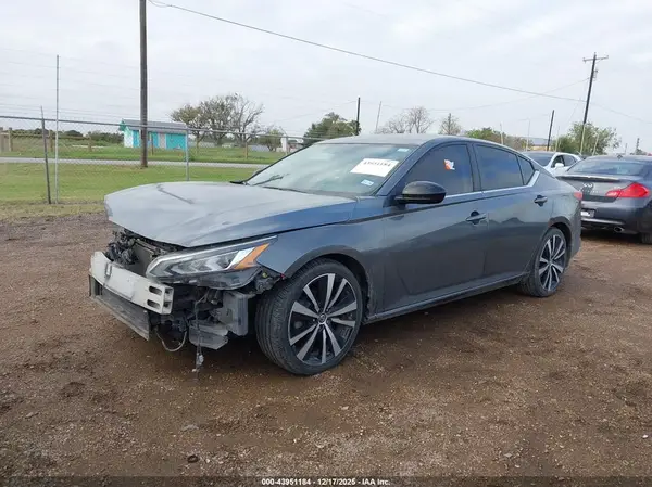 1N4BL4CV1LC113849 2020 NISSAN ALTIMA - Image 2