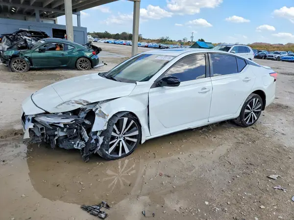 1N4BL4CV1LC122843 2020 NISSAN ALTIMA - Image 1