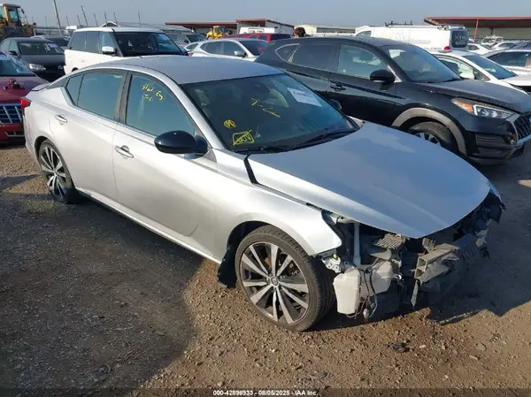 1N4BL4CV1LC133549 2020 NISSAN ALTIMA - Image 1