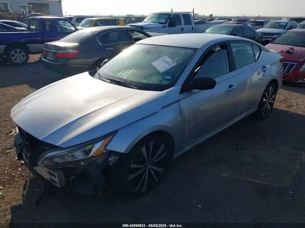 1N4BL4CV1LC133549 2020 NISSAN ALTIMA - Image 2