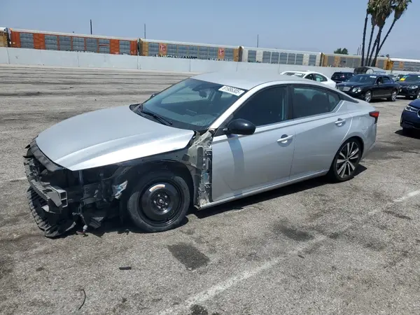 1N4BL4CV1LC151517 2020 NISSAN ALTIMA - Image 1