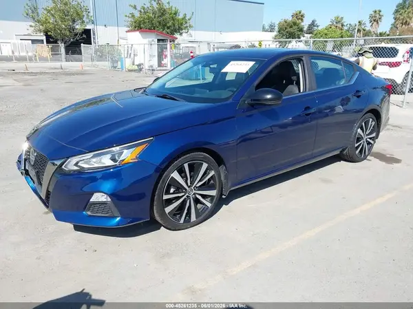 1N4BL4CV1LC173209 2020 NISSAN ALTIMA - Image 2