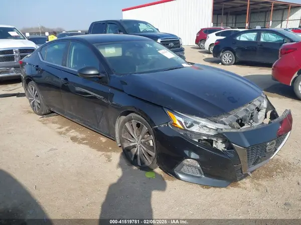 1N4BL4CV1LC174151 2020 NISSAN ALTIMA - Image 1