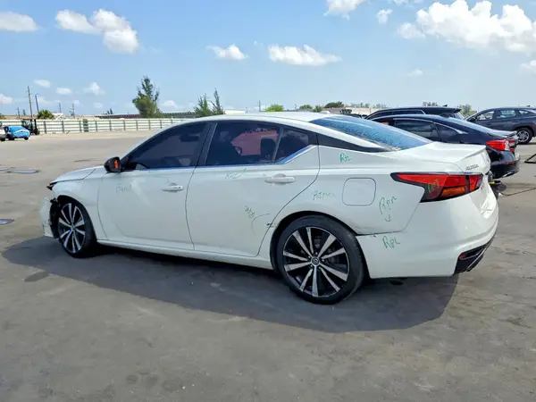 1N4BL4CV1LC189300 2020 NISSAN ALTIMA - Image 2