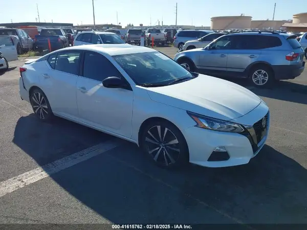 1N4BL4CV1LC191063 2020 NISSAN ALTIMA - Image 1