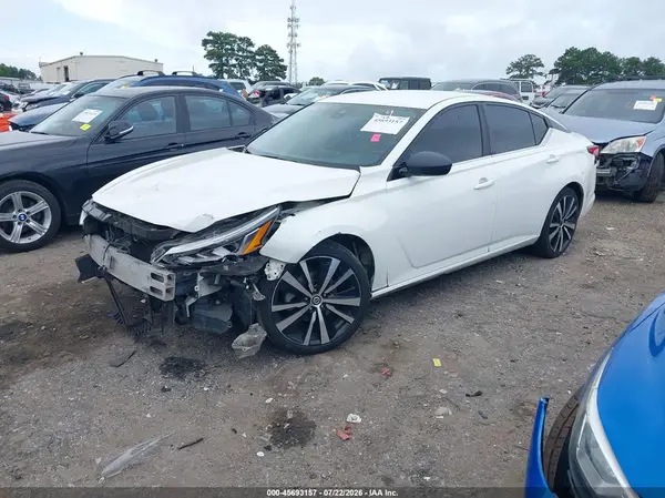 1N4BL4CV1LC208539 2020 NISSAN ALTIMA - Image 2