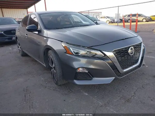 1N4BL4CV1LC210436 2020 NISSAN ALTIMA - Image 1