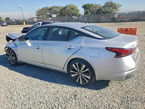 1N4BL4CV1LC225678 2020 NISSAN ALTIMA - Image 2