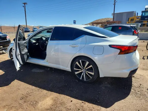 1N4BL4CV1LC226538 2020 NISSAN ALTIMA - Image 2