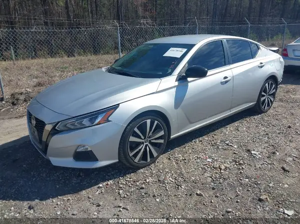 1N4BL4CV1LC235692 2020 NISSAN ALTIMA - Image 2