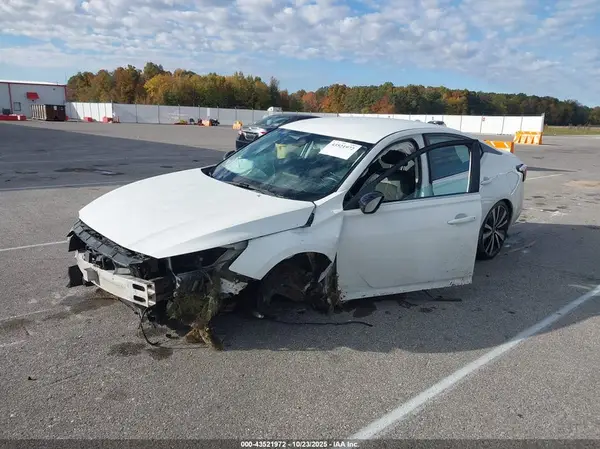 1N4BL4CV1LC239306 2020 NISSAN ALTIMA - Image 2