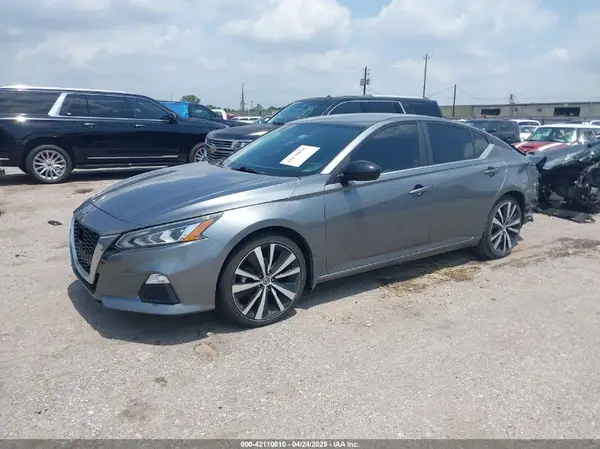 1N4BL4CV1LC260057 2020 NISSAN ALTIMA - Image 2