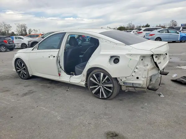 1N4BL4CV1LC264397 2020 NISSAN ALTIMA - Image 2
