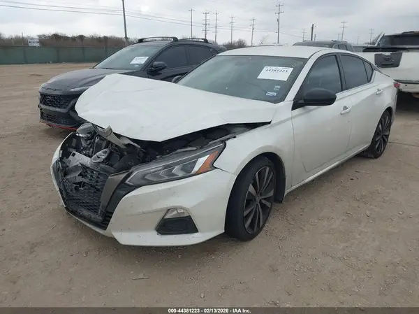 1N4BL4CV1LC278056 2020 NISSAN ALTIMA - Image 2