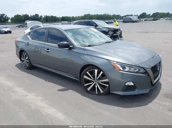 1N4BL4CV1LN312565 2020 NISSAN ALTIMA - Image 1