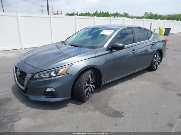 1N4BL4CV1LN312565 2020 NISSAN ALTIMA - Image 2