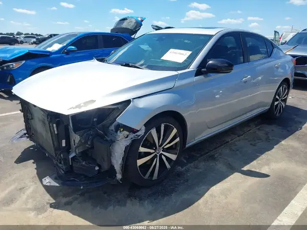 1N4BL4CV1LN314042 2020 NISSAN ALTIMA - Image 2