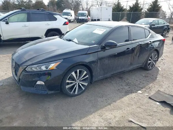1N4BL4CV1MN300563 2021 NISSAN ALTIMA - Image 2