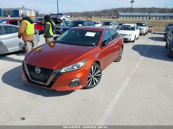 1N4BL4CV1MN302796 2021 NISSAN ALTIMA - Image 2