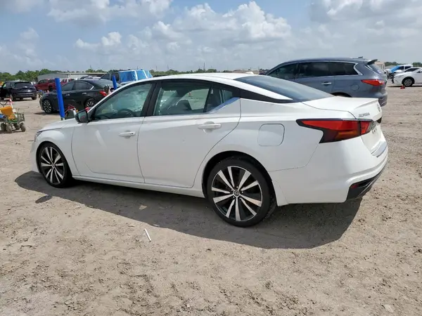 1N4BL4CV1MN304063 2021 NISSAN ALTIMA - Image 2