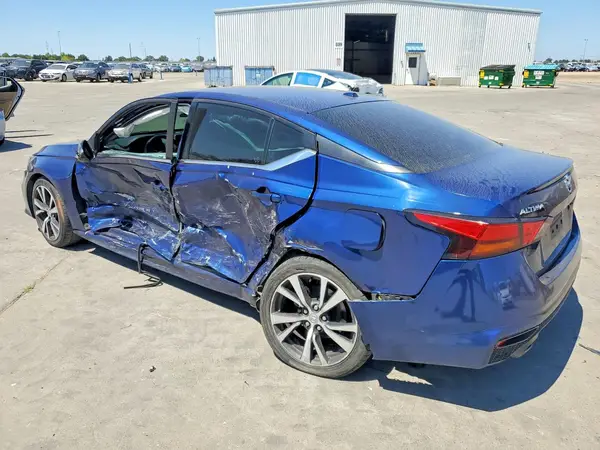 1N4BL4CV1MN317511 2021 NISSAN ALTIMA - Image 2