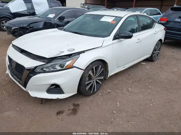 1N4BL4CV1MN329545 2021 NISSAN ALTIMA - Image 2