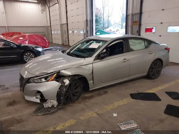 1N4BL4CV1MN388028 2021 NISSAN ALTIMA - Image 2