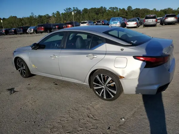 1N4BL4CV1MN388031 2021 NISSAN ALTIMA - Image 2