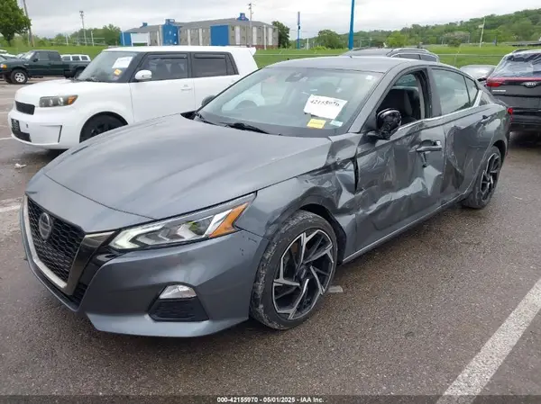 1N4BL4CV1MN391608 2021 NISSAN ALTIMA - Image 2