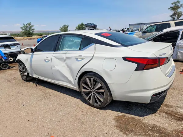 1N4BL4CV1MN397568 2021 NISSAN ALTIMA - Image 2