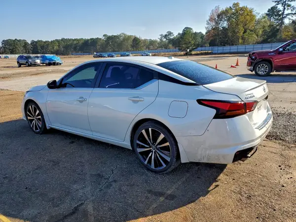 1N4BL4CV1MN410772 2021 NISSAN ALTIMA - Image 2