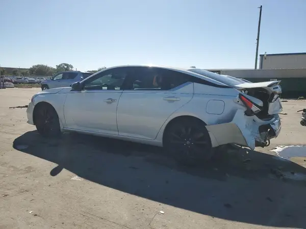1N4BL4CV1NN305974 2022 NISSAN ALTIMA - Image 2