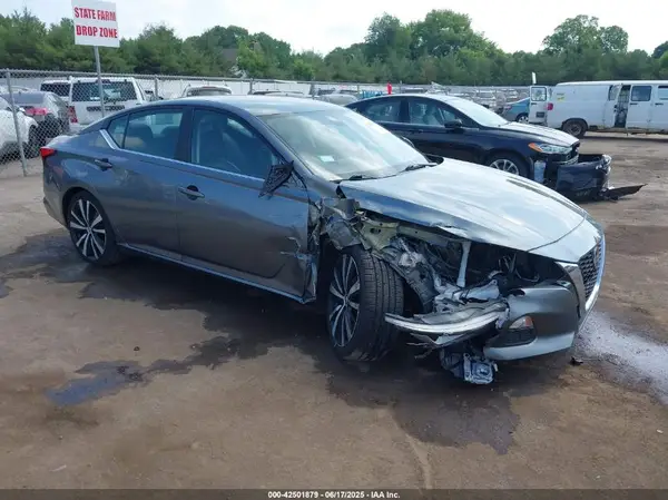 1N4BL4CV1NN306025 2022 NISSAN ALTIMA - Image 1