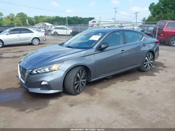 1N4BL4CV1NN306025 2022 NISSAN ALTIMA - Image 2