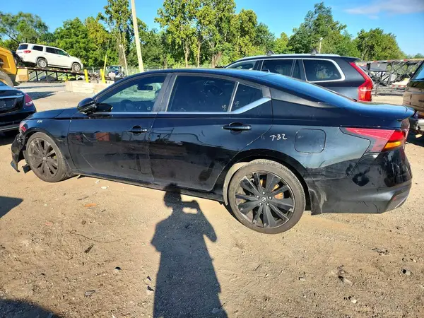 1N4BL4CV1NN321639 2022 NISSAN ALTIMA - Image 2