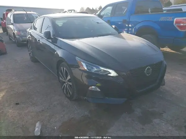 1N4BL4CV1NN326890 2022 NISSAN ALTIMA - Image 1