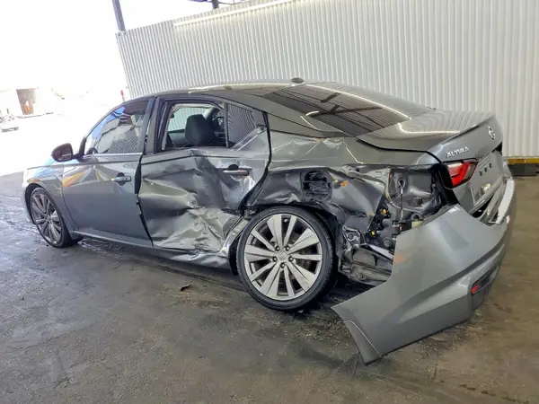 1N4BL4CV1NN368251 2022 NISSAN ALTIMA - Image 2