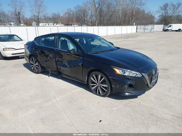 1N4BL4CV1NN380870 2022 NISSAN ALTIMA - Image 1