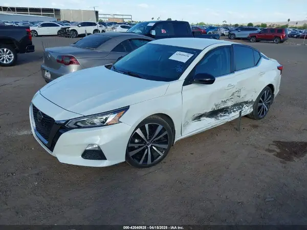 1N4BL4CV1NN395658 2022 NISSAN ALTIMA - Image 2