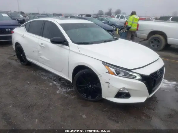 1N4BL4CV1NN408151 2022 NISSAN ALTIMA - Image 1