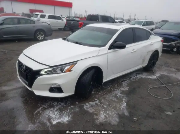 1N4BL4CV1NN408151 2022 NISSAN ALTIMA - Image 2