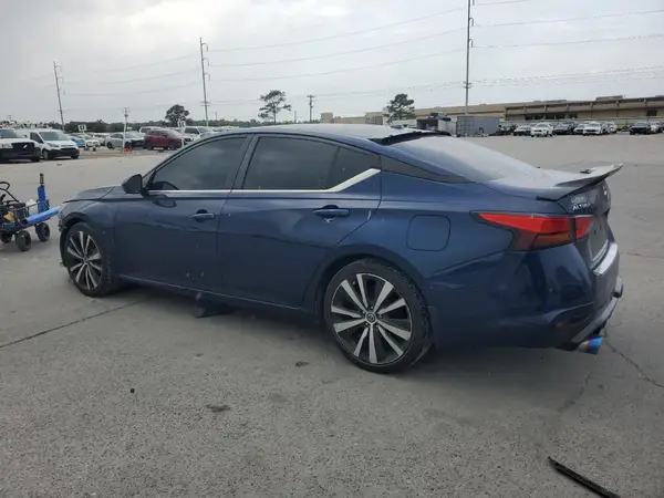 1N4BL4CV1NN409932 2022 NISSAN ALTIMA - Image 2